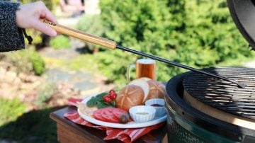 The Best Barbeque Grill Cleaning Tools