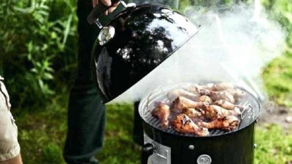Weber Smokey Mountain Reviews and Buying Guide